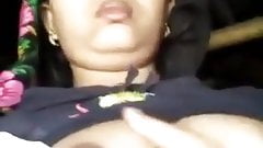 Muslim Bhabhi Nude MMS Video Leaked Online